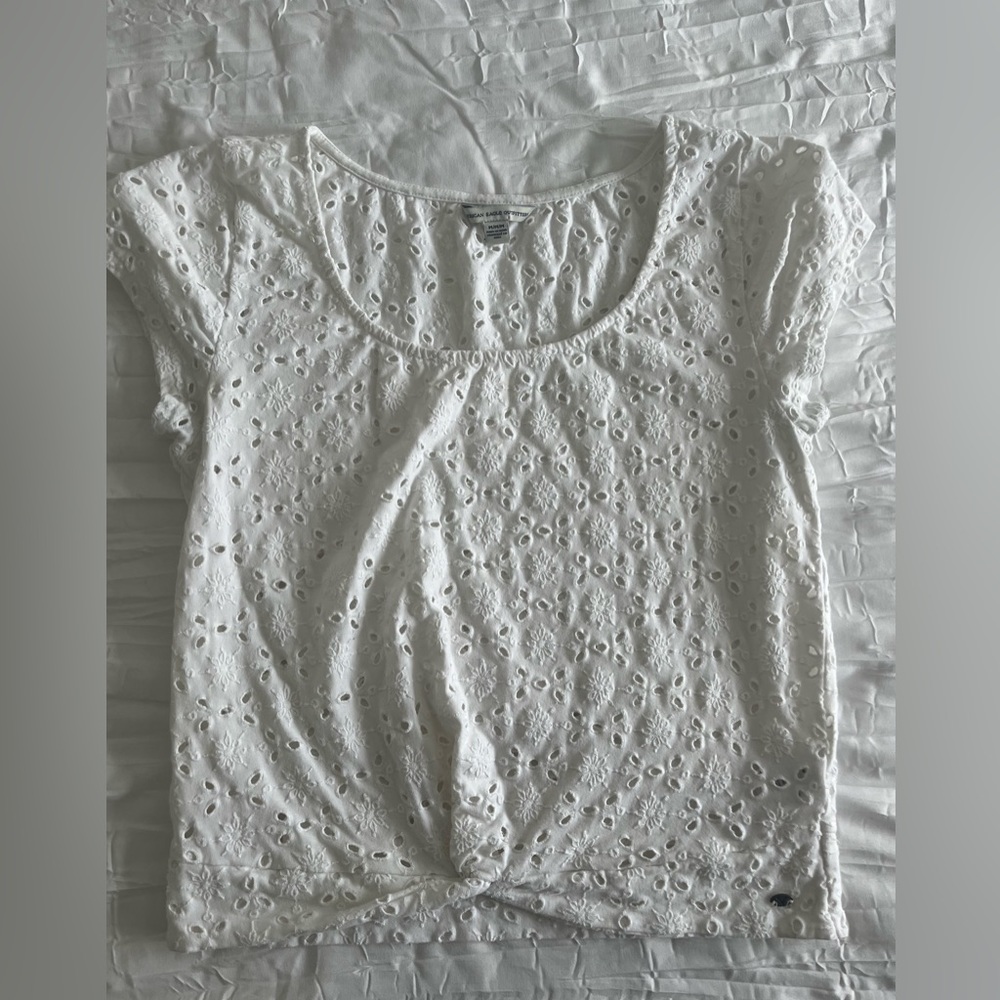 White American Eagle Eyelet Tie Front Crop Top Size M (Gently Used)